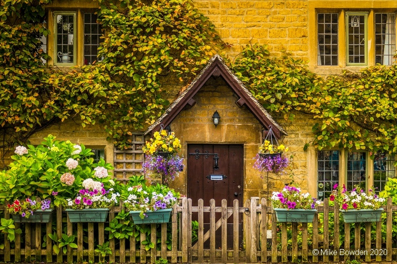 Gloucestershire.  Cotswolds, Bourton on the Water.