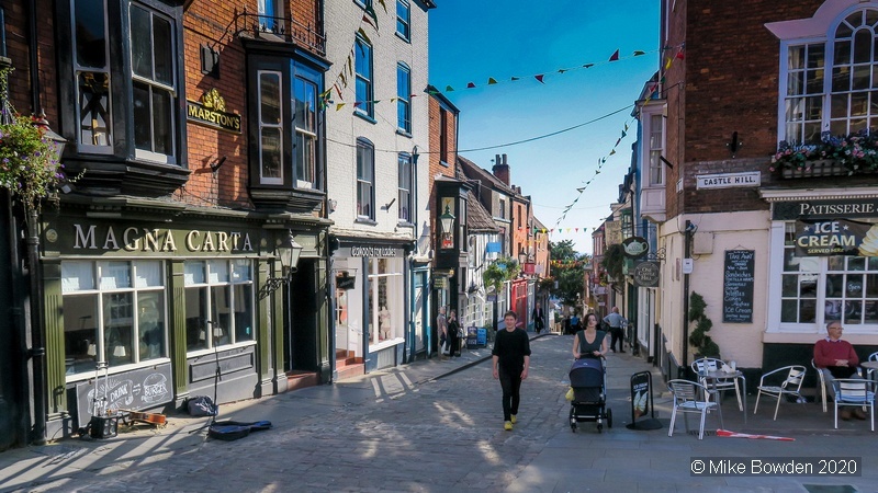 Lincolnshire.  Lincoln.