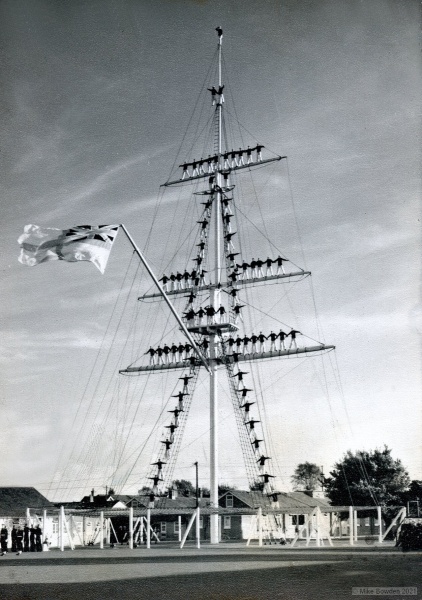 HMS-Ganges-Mast-Manning_E