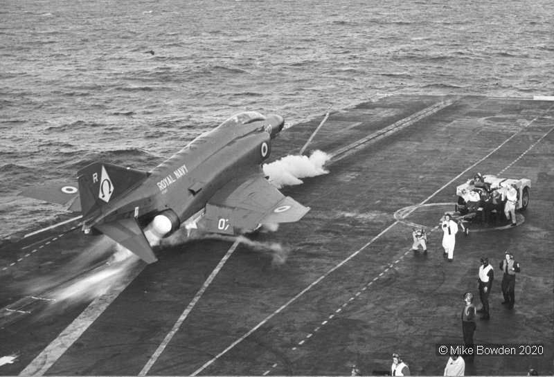 Phantom-launching-from-bow-cat-on-Ark-Royal